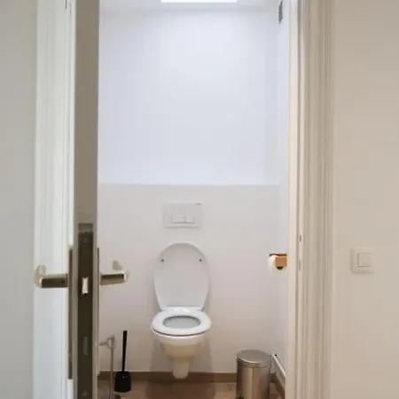 1 Bedroom In Center - 1st Floor Апартаменты *