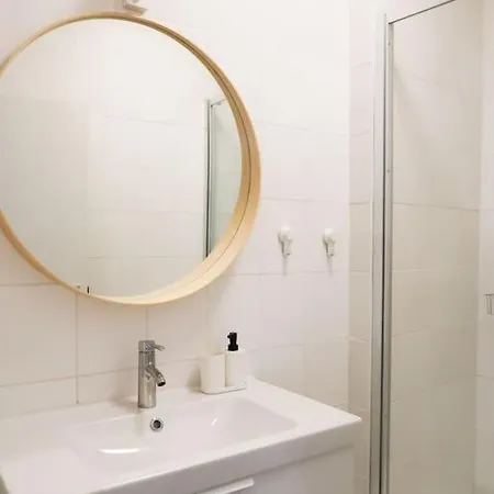 Apartment 1 Bedroom In Center - 1st Floor