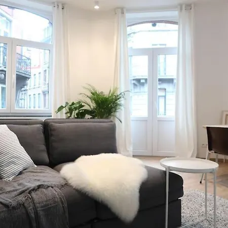 Apartment 1 Bedroom In Center - 1st Floor