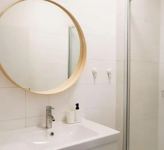 Apartment 1 Bedroom In Center - 1st Floor